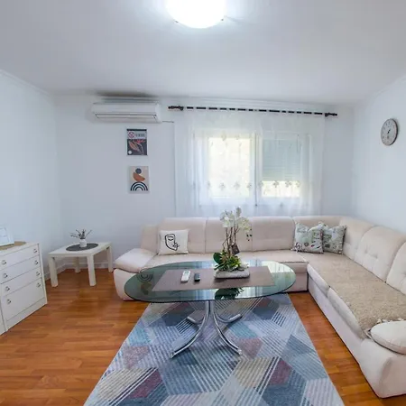 Apartament Bega